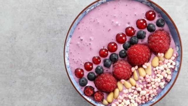 Avocado Blueberry Smoothie Bowl Recipe